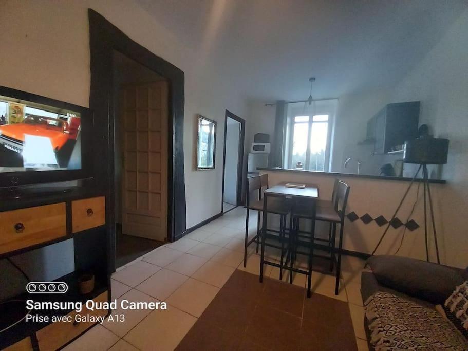 Appartement Babe Жуайёз Экстерьер фото